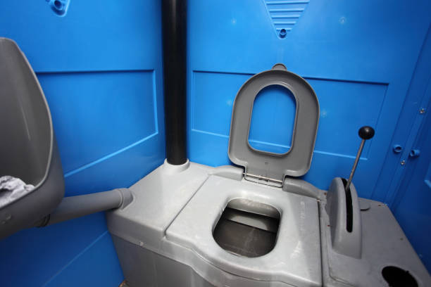 Portable Toilet Options We Offer in Kirbyville, TX